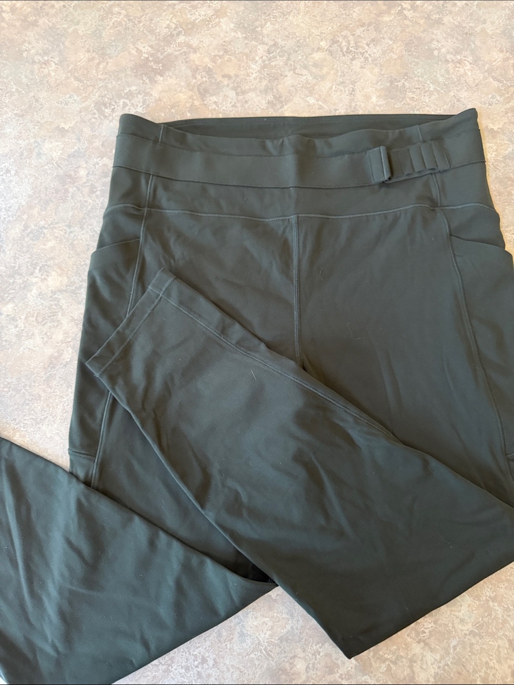 ZYIA Dark Olive Green High-Waist Performance Leggings - never worn
